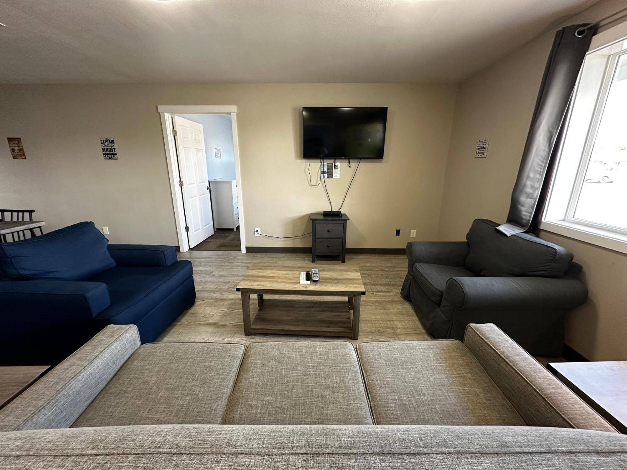Coastal Inn And Suites Long Beach Exteriér fotografie