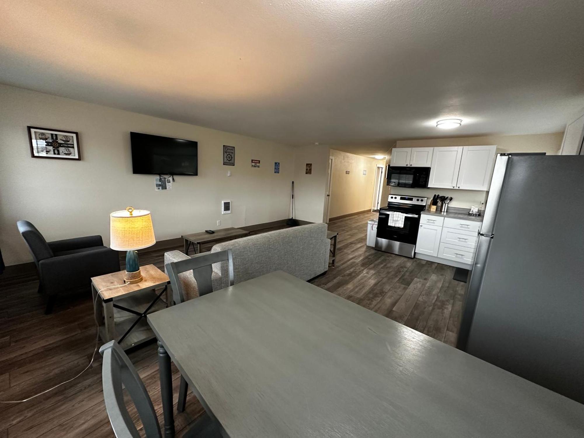 Coastal Inn And Suites Long Beach Exteriér fotografie